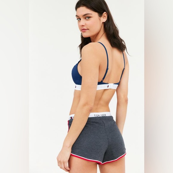 Tommy Hilfiger UO Exclusive Retro Shorts - Navy - M - Picture 3 of 12